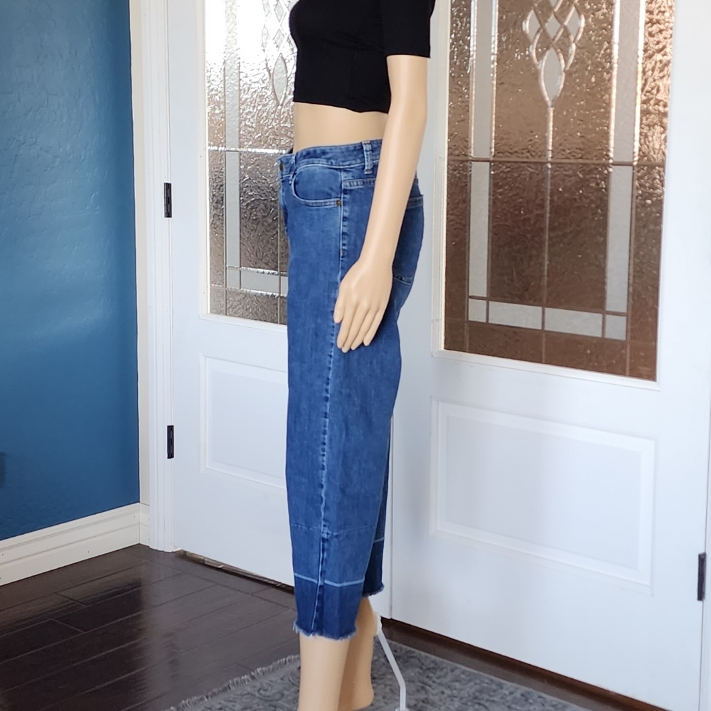 MICHAEL KORS WIDE LEG CROPPED JEANS SZ 6 - Picture 13 of 16